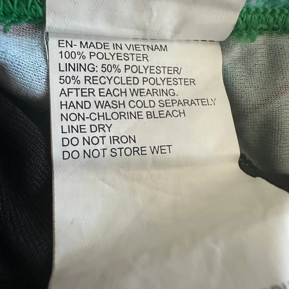 Nike Hydrastrong Swim Trunks Men’s 26 Green Black Jammer Shorts